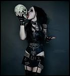 trash gothic girl with skull
